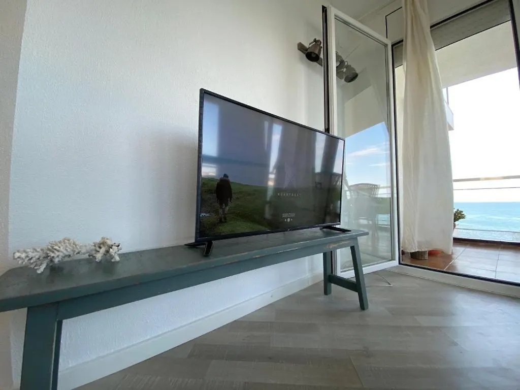 Espectacular piso de 134m2 en primera línea de mar Apartamento L' Escala España